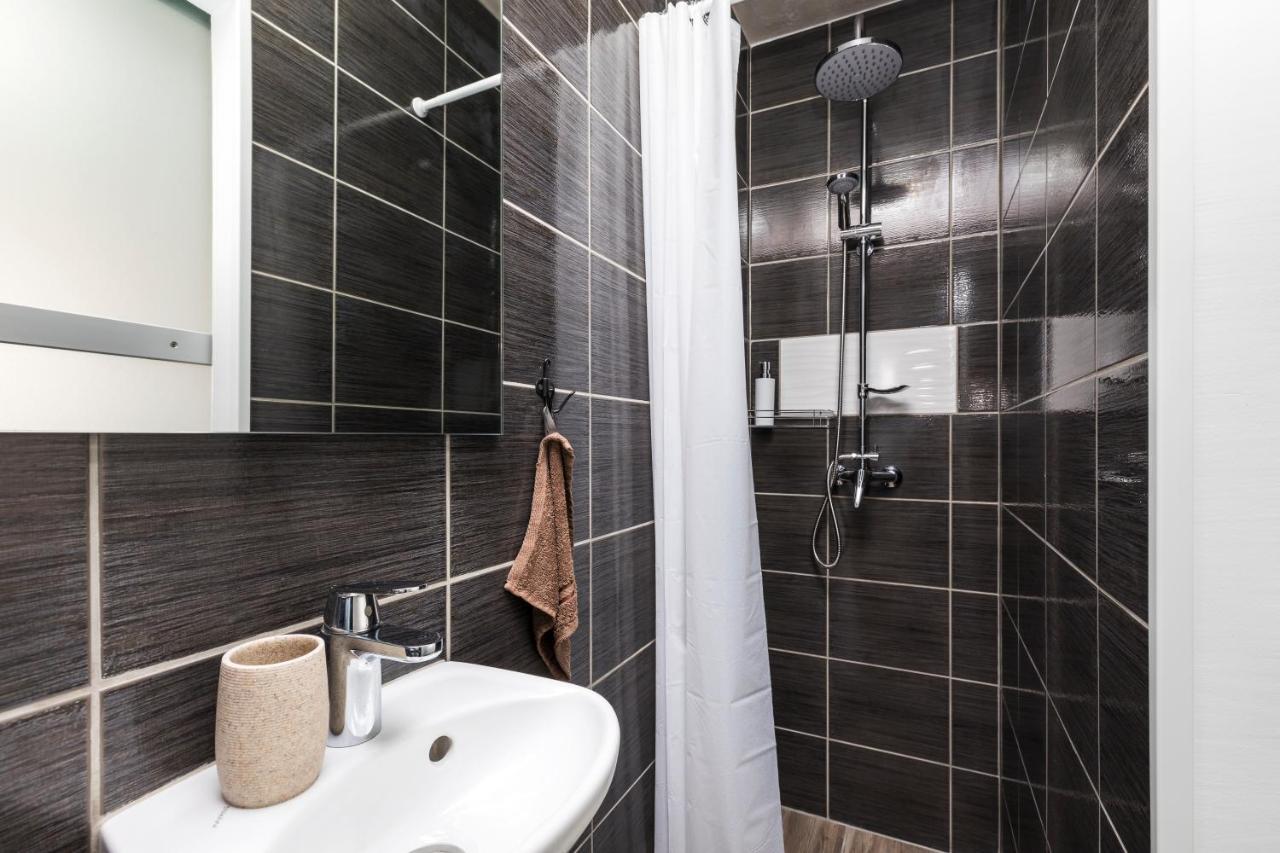 Studio Apartment Pinetree - Mali Lošinj Extérieur photo